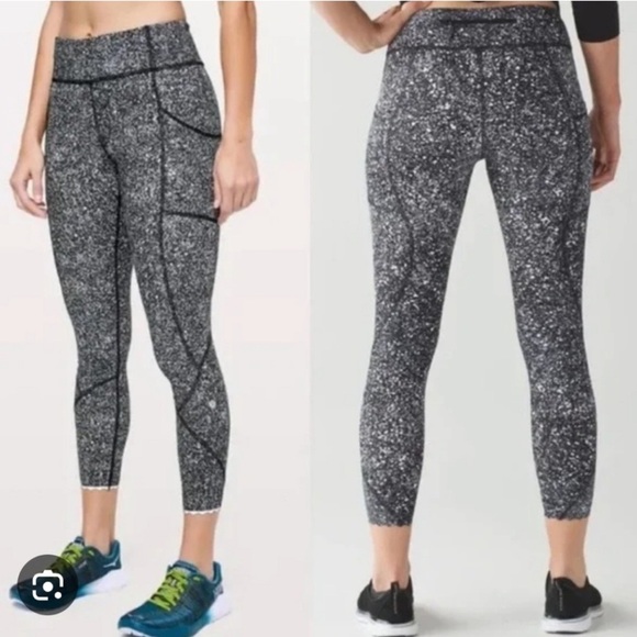 Lululemon🍋 Black and White Speckled Leggings Size 4 / 23” Inseam W/pockets - Picture 1 of 7